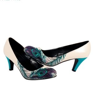 Modcloth/T.U.K. Peacock Heels